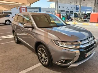 Mitsubishi Outlander 2016 — MzadQatar