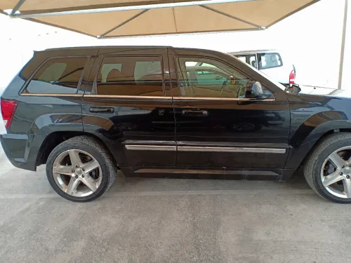 Jeep Grand Cherokee 2006 — MzadQatar