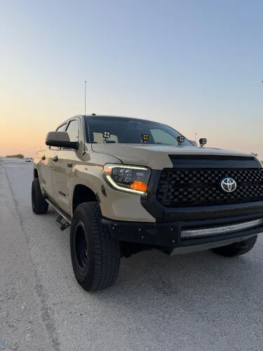 Toyota Tundra 2016 — MzadQatar