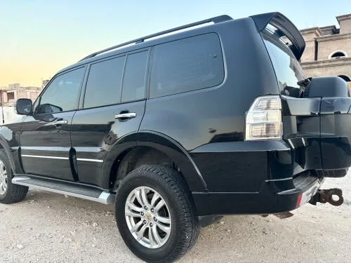 Mitsubishi Pajero 2015 — MzadQatar
