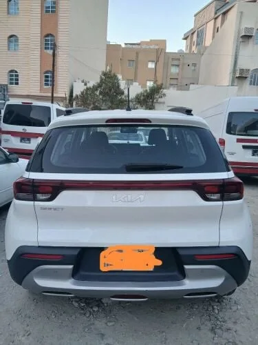Kia Sonet 2023 — MzadQatar