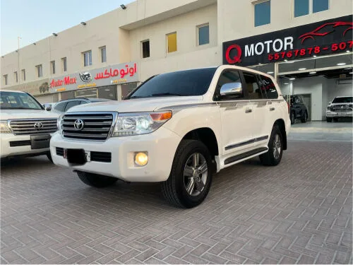 Toyota Land Cruiser 2015 — MzadQatar