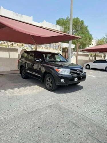 Toyota Land Cruiser 2012 — MzadQatar