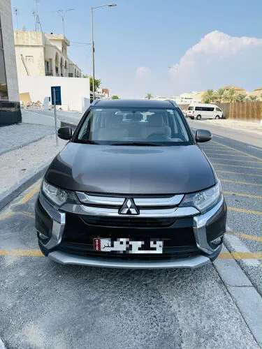 Mitsubishi Outlander 2016 — MzadQatar