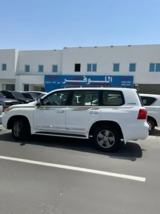 Toyota Land Cruiser 2015 — MzadQatar