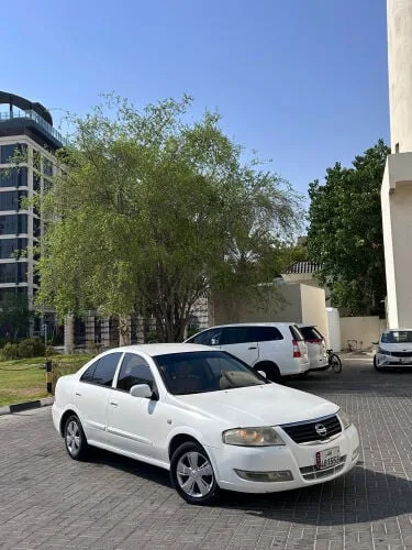 Nissan Sunny 2012 — MzadQatar