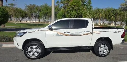Toyota Hilux 2017 — MzadQatar