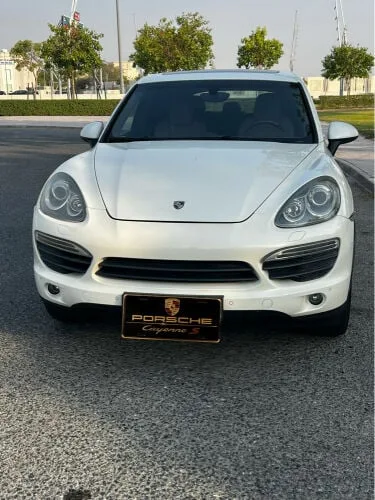 Porsche Cayenne 2011 — MzadQatar