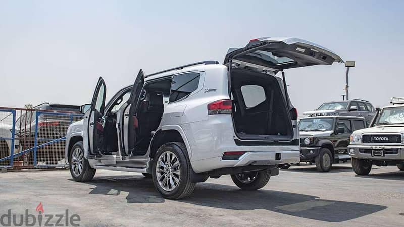 Toyota Land Cruiser 2023 — Dubizzle Qatar