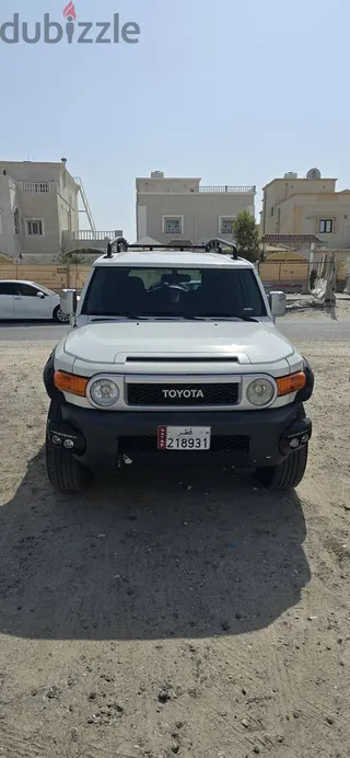 تويوتا FJ Cruiser 2014 — Dubizzle Qatar