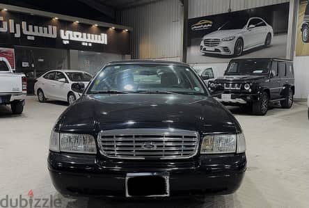 Ford Crown Victoria 2011 — Dubizzle Saudi