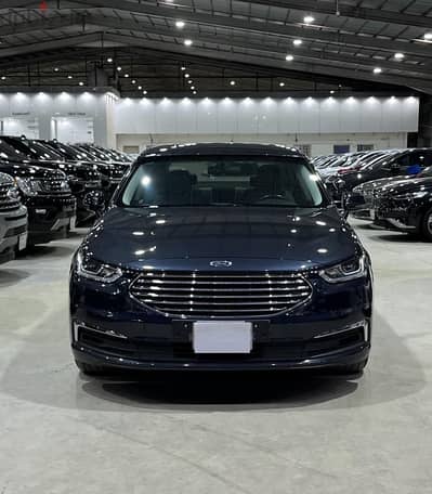 Ford Taurus 2022 — Dubizzle Saudi