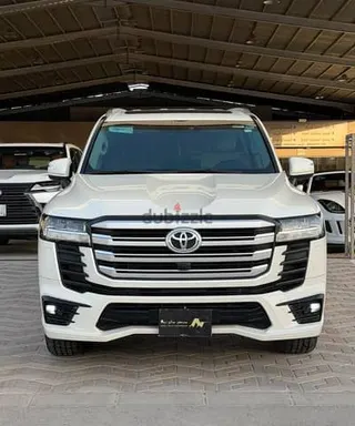 تويوتا لاند كروزر GXR 2023 — Dubizzle Saudi