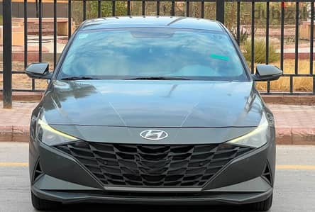 Hyundai Elantra 2023