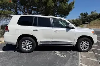 Toyota Land Cruiser 2017 — Dubizzle Saudi