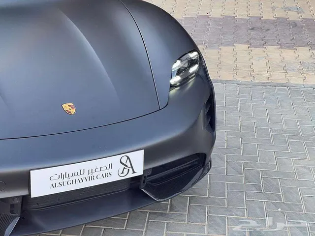 Porsche Taycan 2021