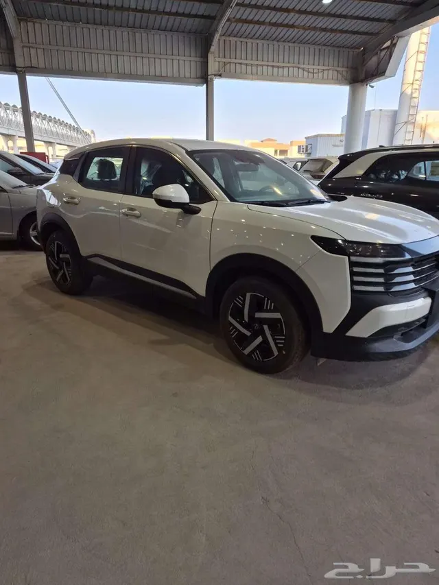 Nissan Kicks 2025