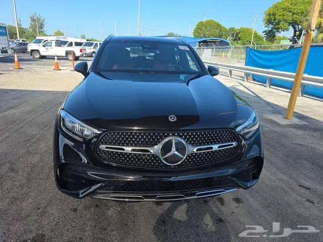 Mercedes-Benz GLC 2025