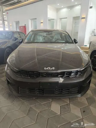 كيا K5 2027