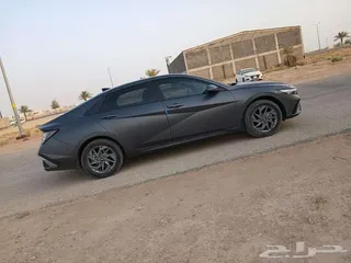 Hyundai Elantra 2025