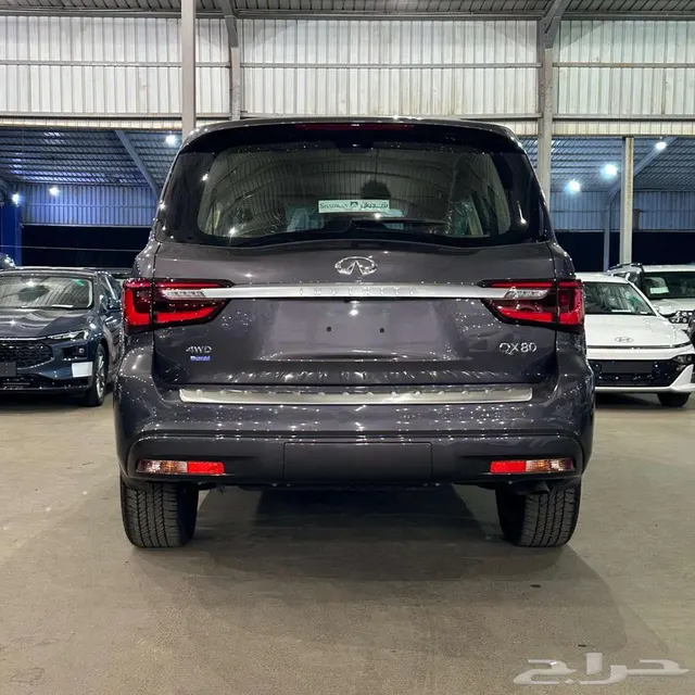 Infiniti QX80 2024