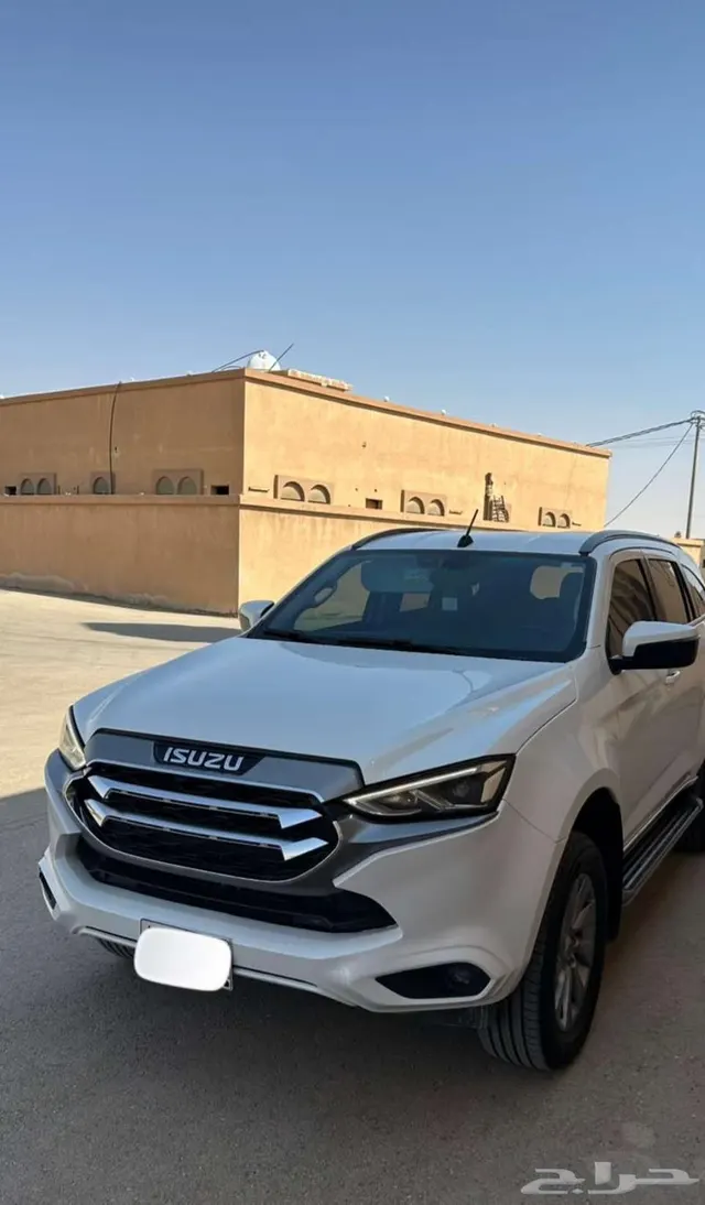 Isuzu Mu X 2023