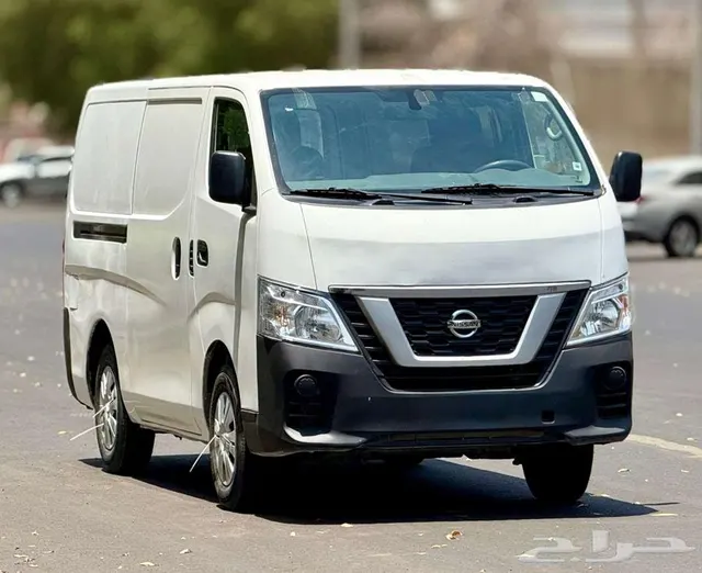 Nissan Urvan 2022