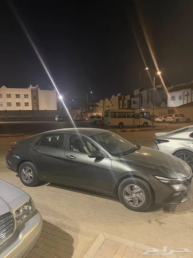 Hyundai Elantra 2024
