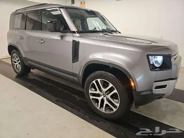 Land Rover Defender 110 2023