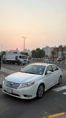 Toyota Avalon 2011