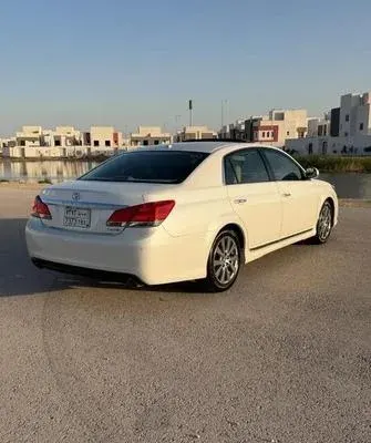 Toyota Avalon Limited 2012