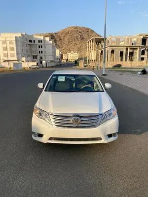 Toyota Avalon 2012