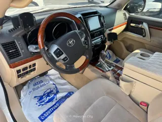 Toyota Land Cruiser VXR 2014 — Mawater City
