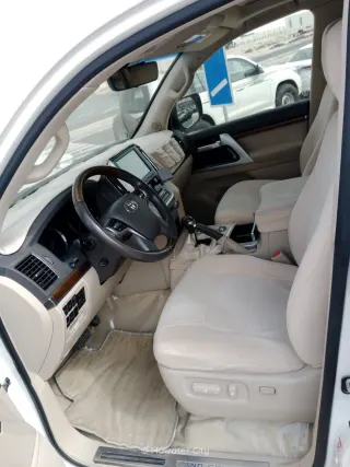 Toyota Land Cruiser VXR 2018 — Mawater City