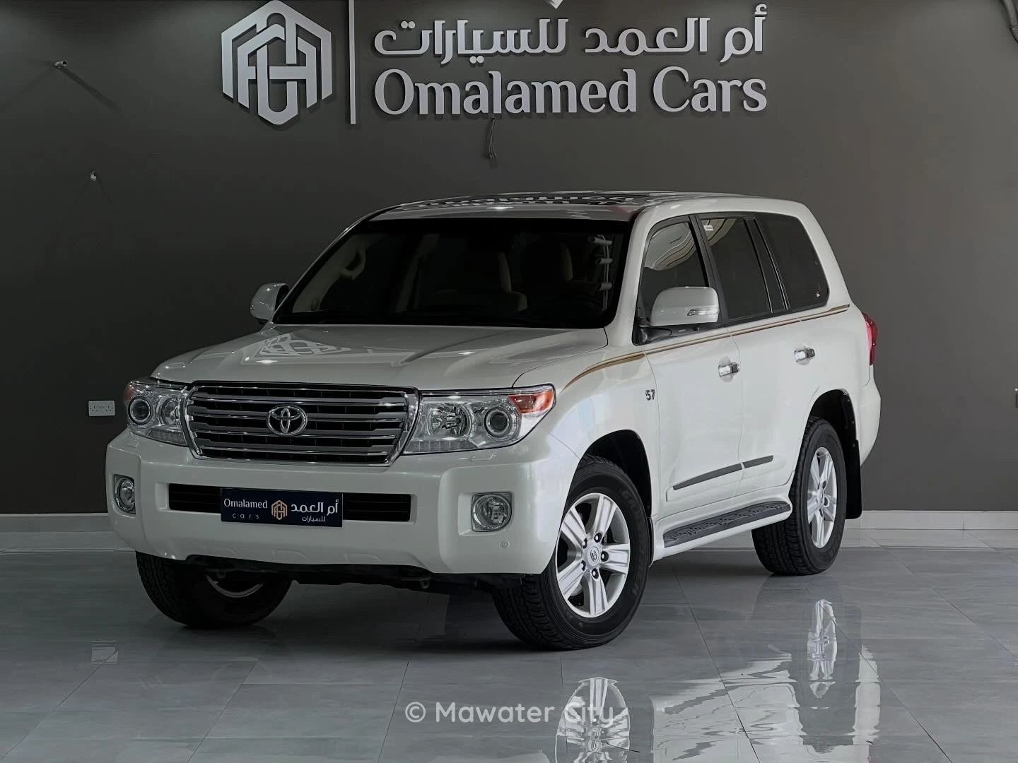 Toyota Land Cruiser VXR 2013 — Mawater City
