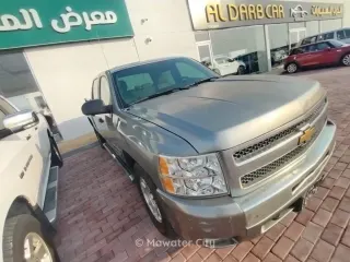Chevrolet Silverado 2013 — Mawater City