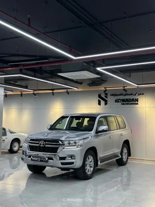 Toyota Land Cruiser GXR 2016 — Mawater City