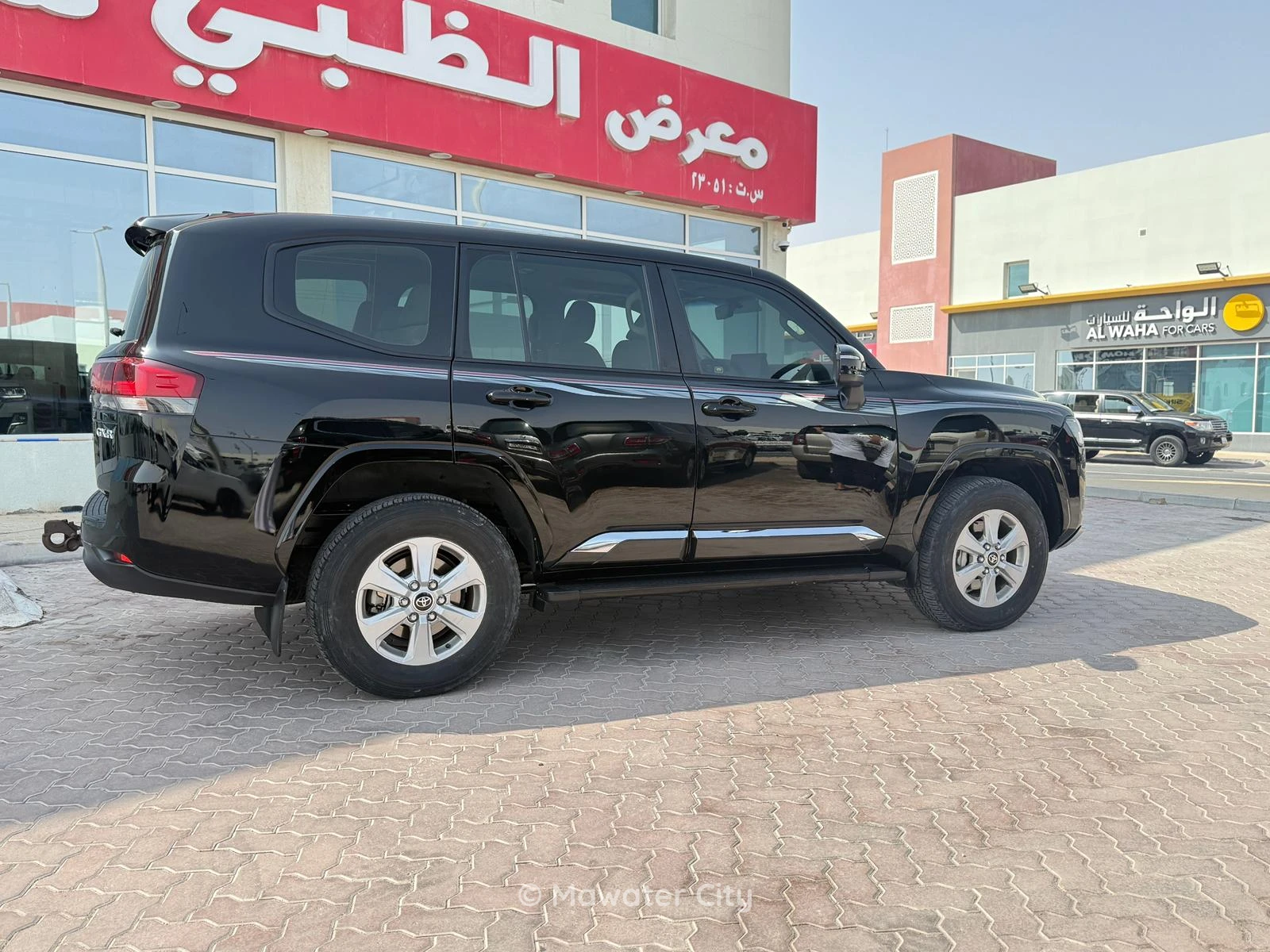 Toyota Land Cruiser GXR 2022 — Mawater City