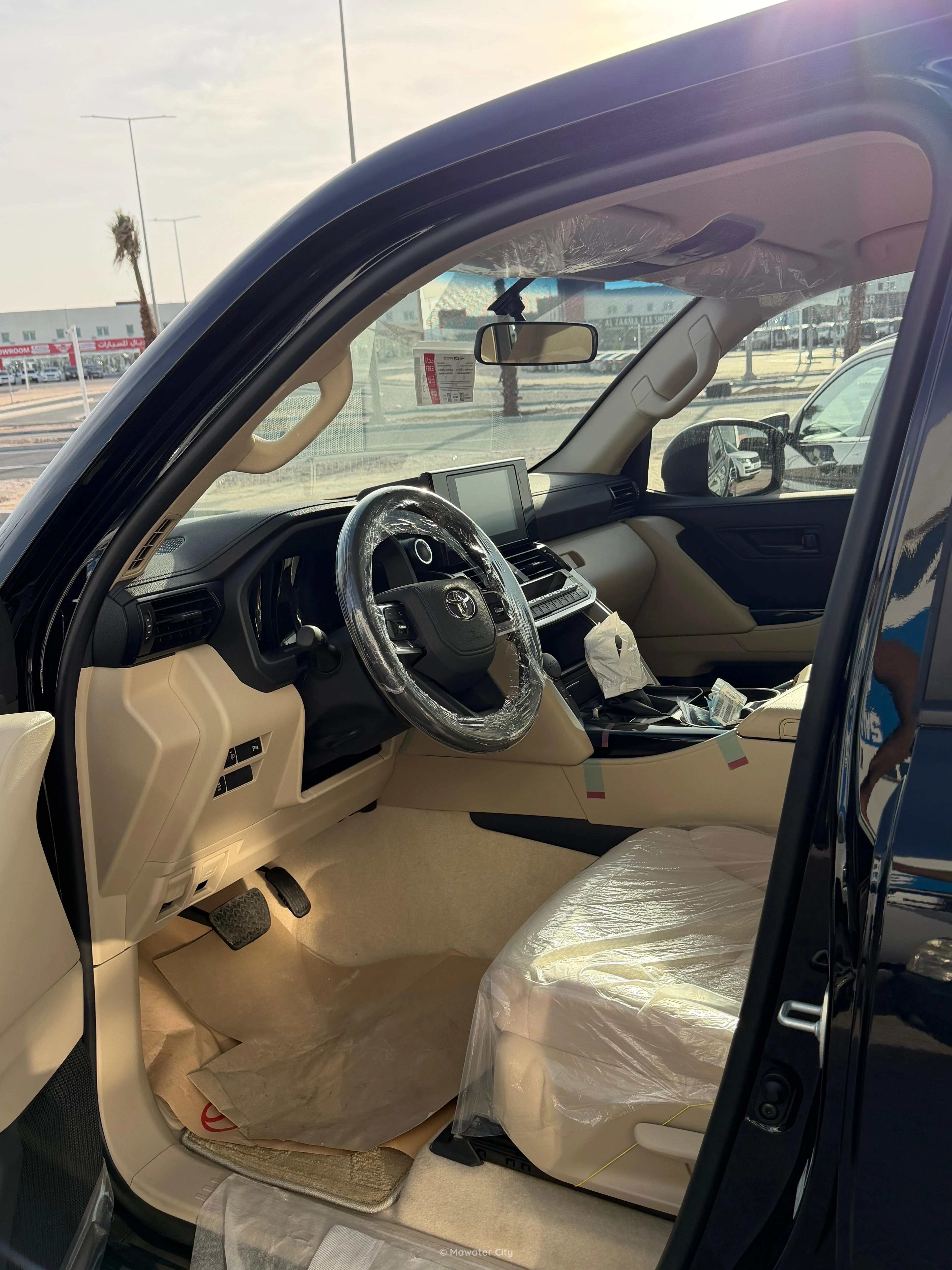 Toyota Land Cruiser GXR 2025 — Mawater City