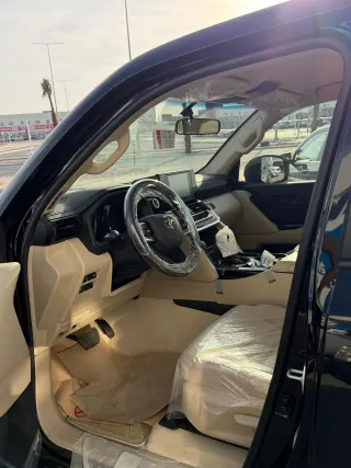 Toyota Land Cruiser GXR 2025 — Mawater City