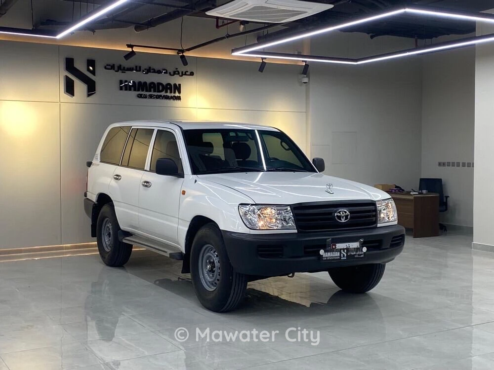 Toyota Land Cruiser 2003 — Mawater City