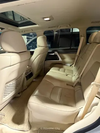 Toyota Land Cruiser VXR 2019 — Mawater City
