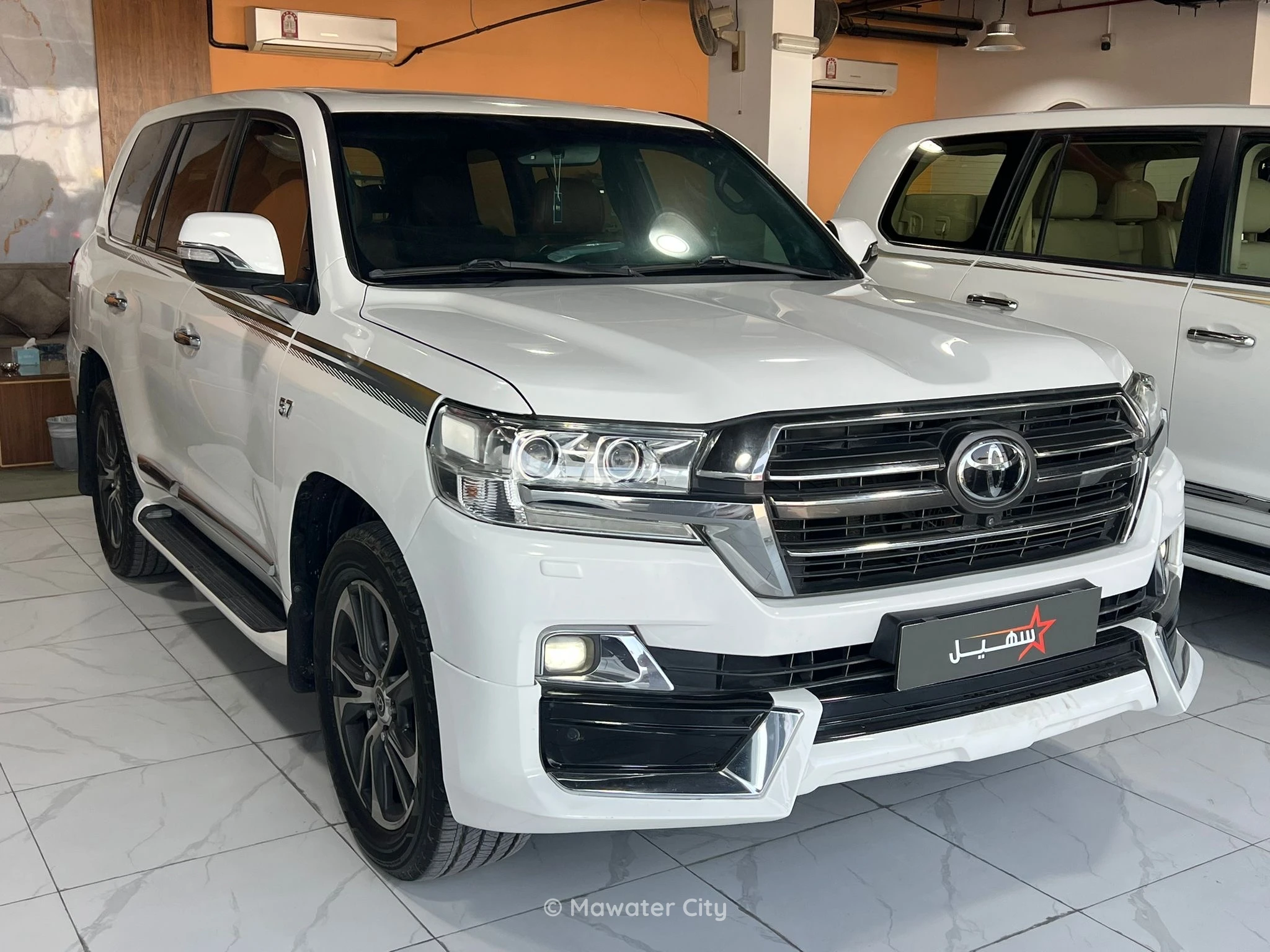 Toyota Land Cruiser VXR 2020 — Mawater City