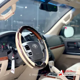 Toyota Land Cruiser GXR 2013 — Mawater City