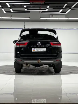 Toyota Land Cruiser GX 2022 — Mawater City