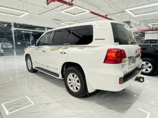 Toyota Land Cruiser GXR 2013 — Mawater City
