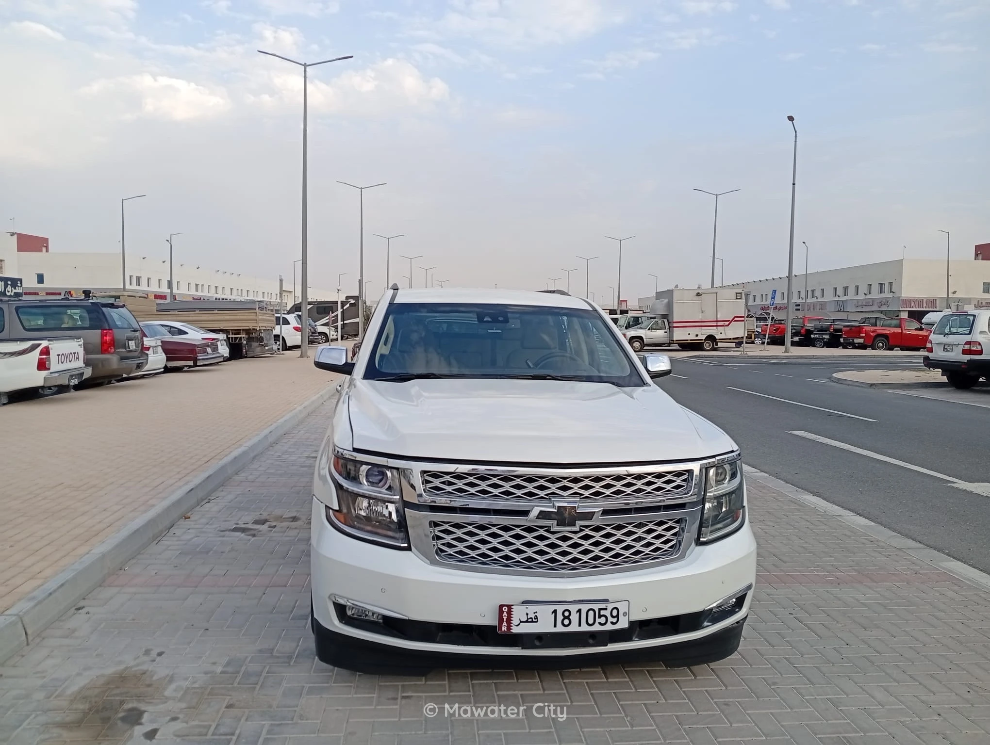 Chevrolet Tahoe 2018 — Mawater City