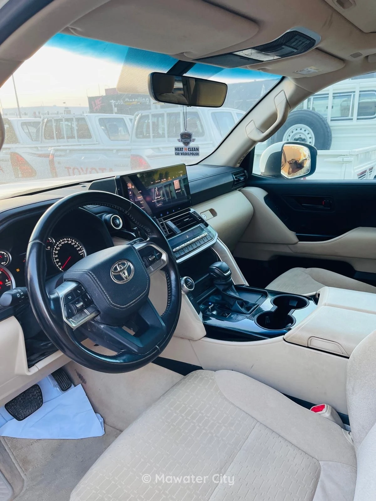 Toyota Land Cruiser GXR 2023 — Mawater City