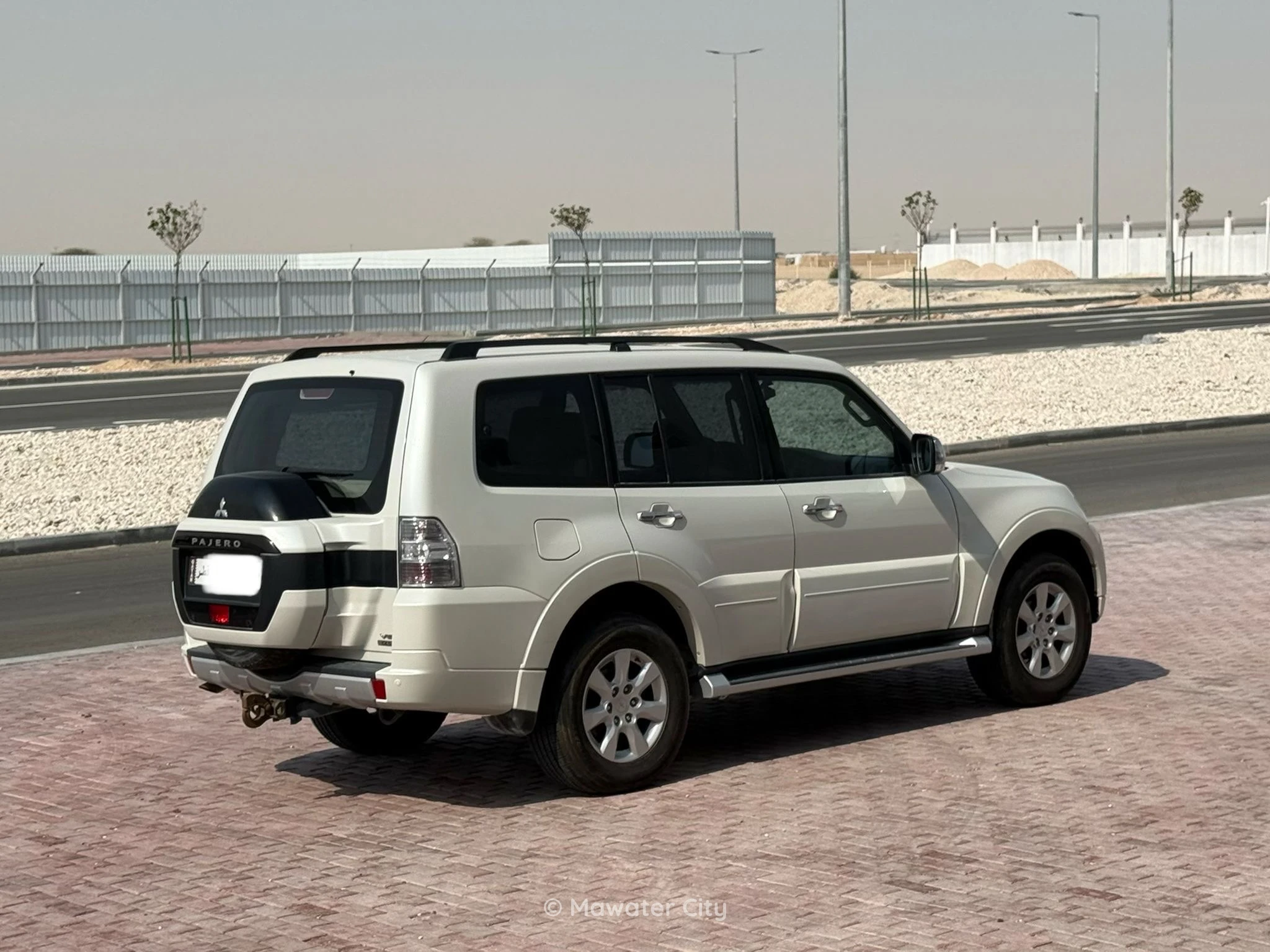 Mitsubishi Pajero 2020 — Mawater City