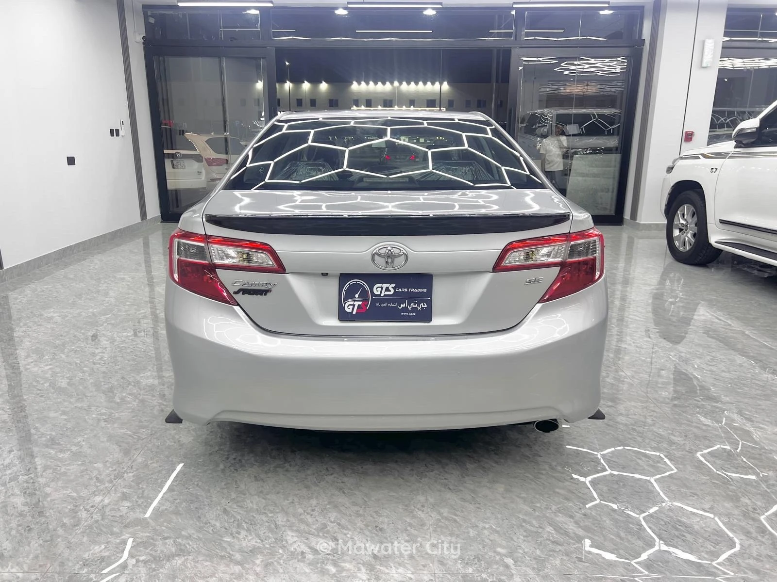Toyota Camry 2014 — Mawater City